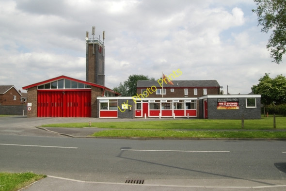 Photo 6"x4" Hindley fire station Hindley\/SD6204 c2009