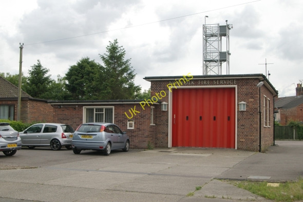 Photo 6"x4" Watton fire station Watton\/TF9100 c2009