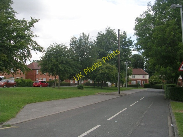 Photo 6"x4" School Crescent - Broadway Horbury c2009