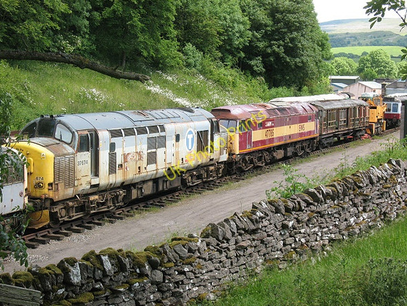 Photo 6"x4" Stainmore Railway: rolling stock (2) Kirkby Stephen c2009