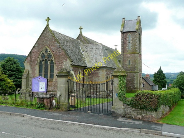 Photo 6"x4" St. James' church, Wyesham Monmouth\/Trefynwy c2009