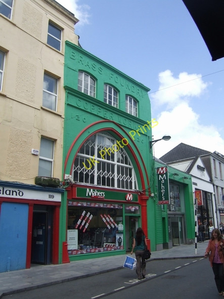 Photo 6"x4" Sports shop - Oliver Plunkett Street Cork c2009