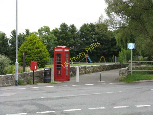 Photo 6"x4" Milton Telephone Box Carew c2009