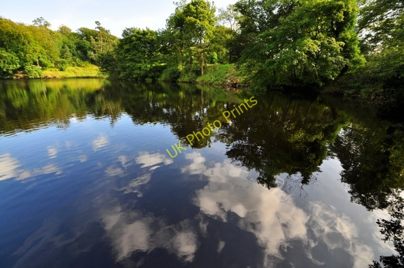 Photo 6"x4" Clapham Beck lake Clapham\/SD7469 c2009