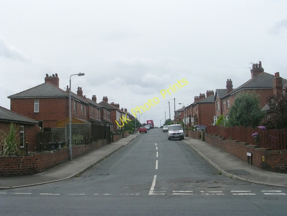Photo 6"x4" Rathlin Road - High Street Batley c2009