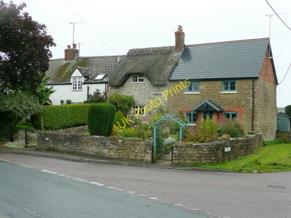 Photo 6"x4" Cottages in Wanborough Wanborough\/SU2082 c2009