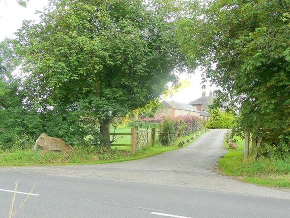 Photo 6"x4" Entrance to Wanborough Plain Farm Bishopstone\/SU2483 c2009