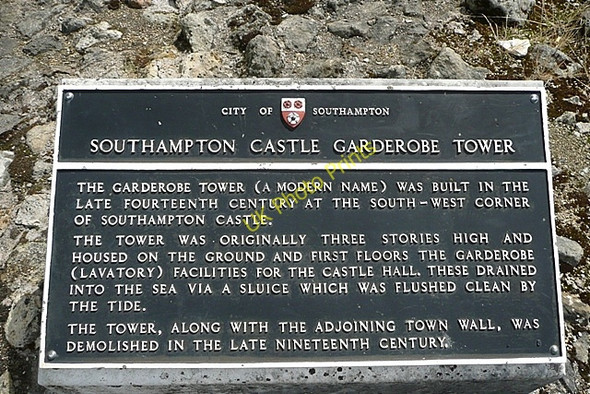 Photo 6"x4" Garderobe Tower Southampton c2009