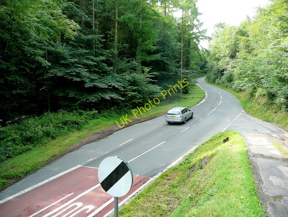 Photo 6"x4" New Road\/ Squires Lane junction. Worrall Hill c2009