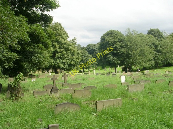 Photo 6"x4" St Michael's Churchyard - off Combs Road Thornhill\/SE2518 c2009