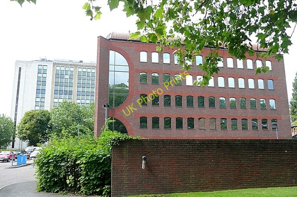 Photo 6"x4" Old and new on King's Meadow Road Reading c2009