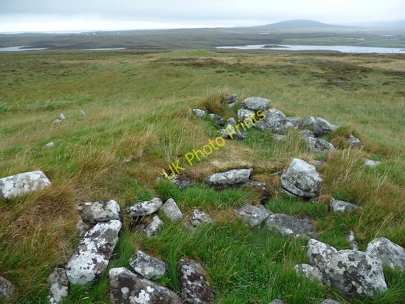 Photo 6"x4" Cairns on Craonabhal Cladach a' Bhaile Shear c2009