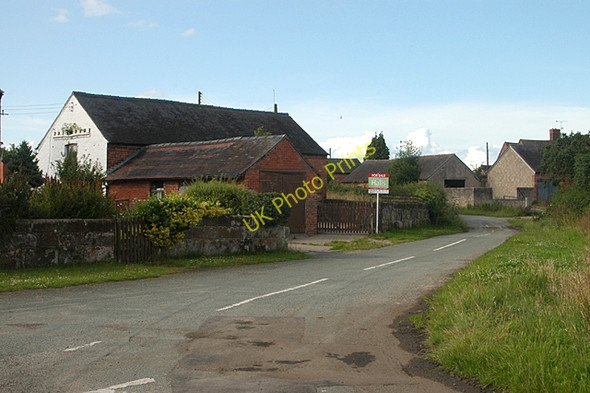 Photo 6"x4" Wonderful downtown Noneley Noneley c2009