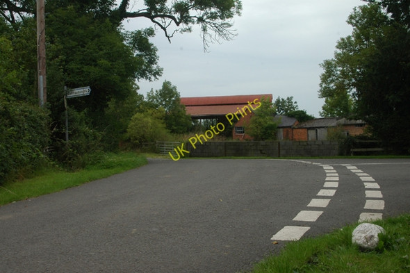 Photo 6"x4" Sharp bend on a lane junction Edstaston c2009
