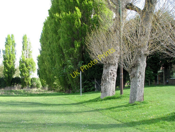 Photo 6"x4" Melbourne Park: where there was once a busy railway Nottingham\/SK5641 c2010