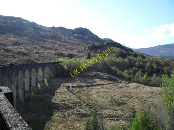 Photo 6"x4" Glen Finnan Viaduct - eastern end Glenfinnan c2010