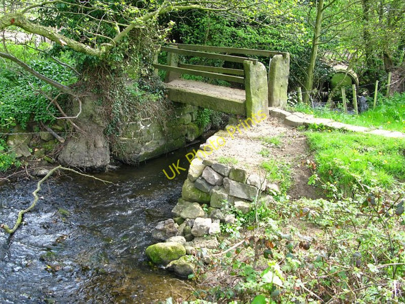 Photo 6"x4" Stone bridge over the River Amber Kelstedge c2010