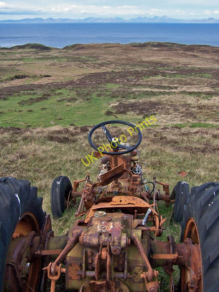Photo 6"x4" Ready, steady, go! Creag an Fhithich\/NG2466 c2010
