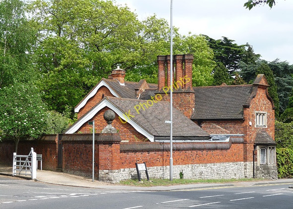 Photo 6"x4" Lodge, Coombe Lane New Malden c2010