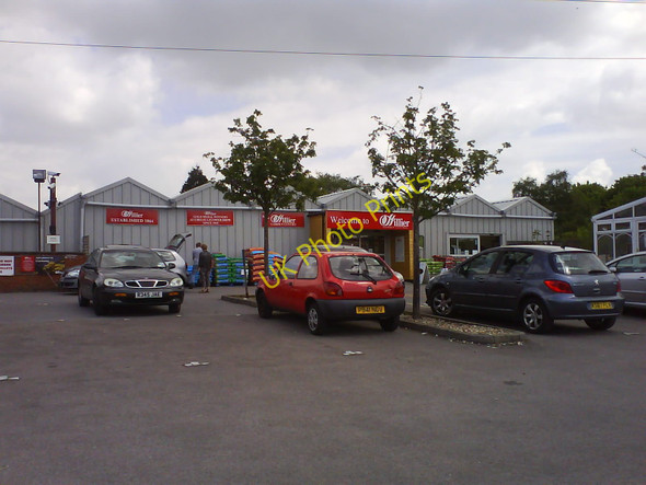 Photo 6"x4" Hilliers Garden Centre at Piccotts End Hemel Hempstead c2010