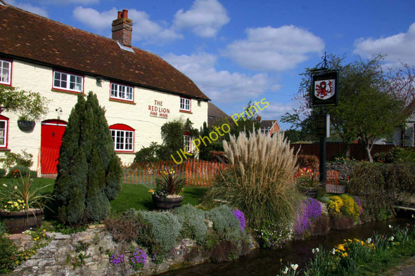 Photo 6"x4" The Red Lion on High Street Chalgrove c2010