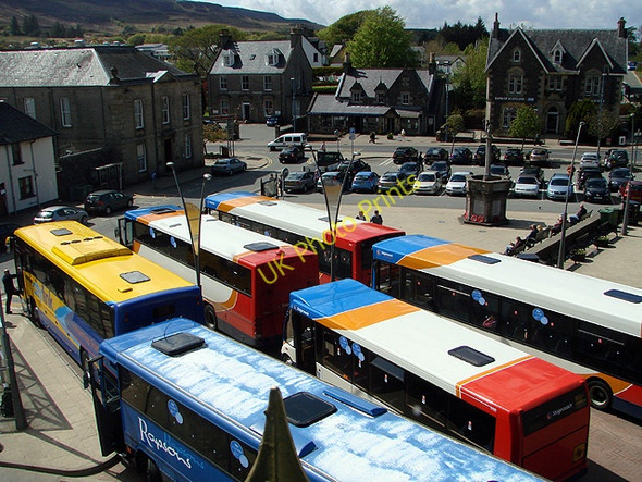 Photo 6"x4" The School Run... Portree \/ Port Righ c2010