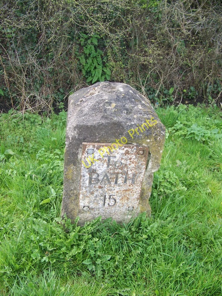 Photo 6"x4" Milestone, Bowerhill Redstocks c2010