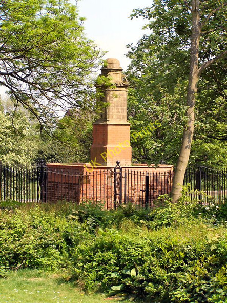 Photo 6"x4" Farnworth Park - Gladstone Monument Farnworth\/SD7305 c2010