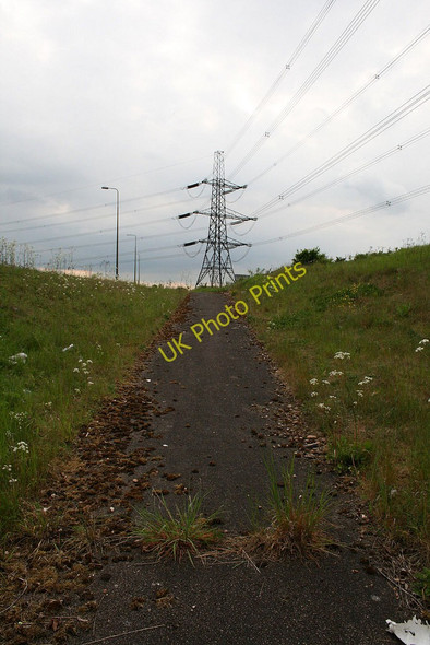 Photo 6"x4" Pylon and path Lockington\/SK4627 c2010