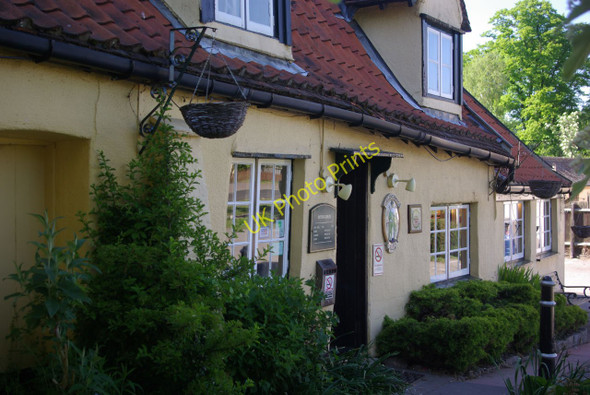 Photo 6"x4" The Blue Lion, Hardwick Hardwick\/TL3759 c2010