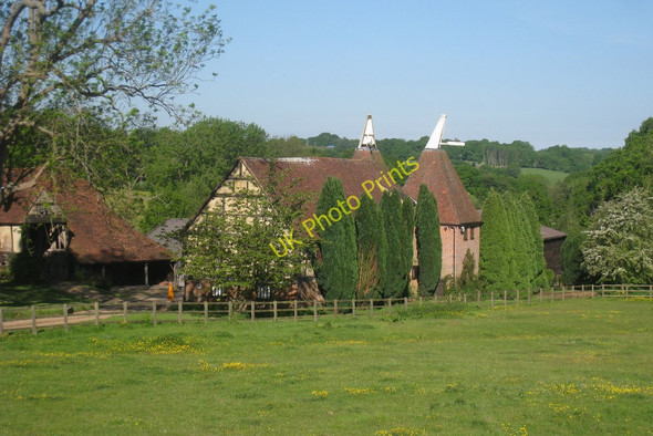 Photo 6"x4" Oast House at Old Weavers Cottages, Frame Farm, Iden Green Road, Iden Green, Kent Benenden c2010