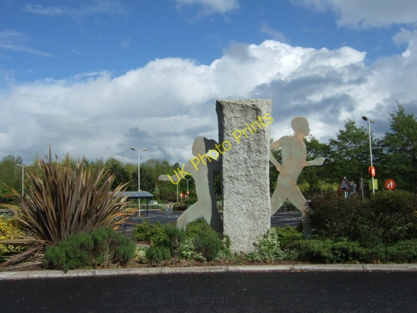 Photo 6"x4" Sculpture at Sainsbury's supermarket, Pinhoe Monkerton c2010