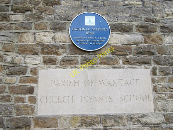 Photo 6"x4" Plaque on the school Wantage c2010