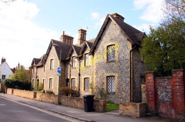 Photo 6"x4" Chiltern Gate in Hill Road Shirburn c2010