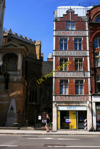 Photo 6"x4" Ex small newspaper offices London c2010