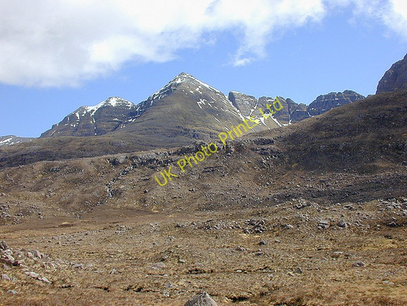 Photo 6"x4" The south side of Coire Mhic N\u00c3\u00b2buil Fasag c2001