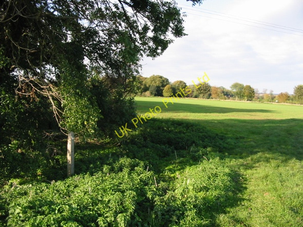 Photo 6"x4" Junction of footpaths near Tilmanstone Tilmanstone c2007