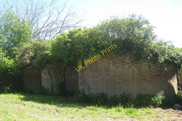 Photo 6"x4" Derelict Oast House at Attwater Farm, Attwaters Lane, Hawkhurst, Kent Crit Hall c2010