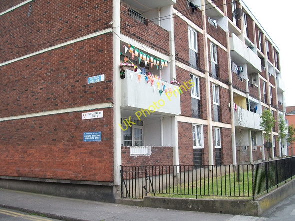 Photo 6"x4" Hill Street Flats  Dublin\/O1534 c2010