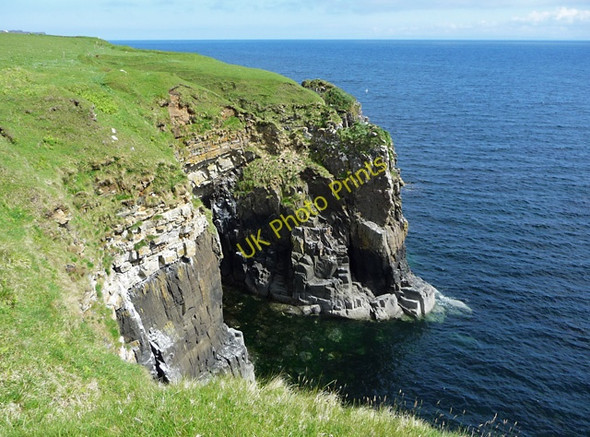 Photo 6"x4" Sea cave by Na Famhairean Lealt\/NG5060 c2010