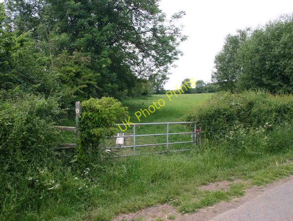 Photo 6"x4" Centenary Way footpath to Ilmington Blackwell\/SP2443 c2010
