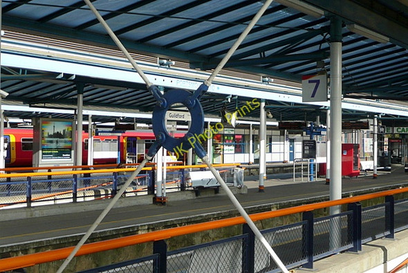 Photo 6"x4" Guildford station Guildford c2010
