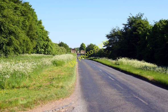 Photo 6"x4" Looking down Stowe Avenue Buckingham c2010