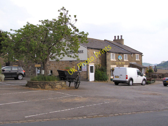 Photo 6"x4" The Yew Tree Adlington\/SD6013 c2010