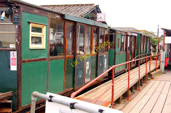 Photo 6"x4" The electric train on Hythe Pier Hythe\/SU4207 c2010
