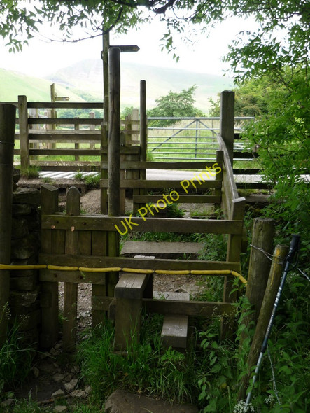Photo 6"x4" Stiles, Nr. Castleton, Derbyshire Castleton\/SK1582 c2009