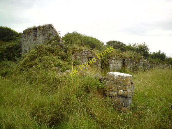 Photo 6"x4" Abandoned house on Island Eddy Doorus c2009