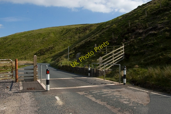 Photo 6"x4" Cattle grid on summit of the Trough of Bowland Sykes\/SD6351 c2010
