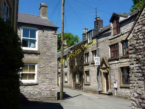 Photo 6"x4" A back street in Tideswell Tideswell c2010