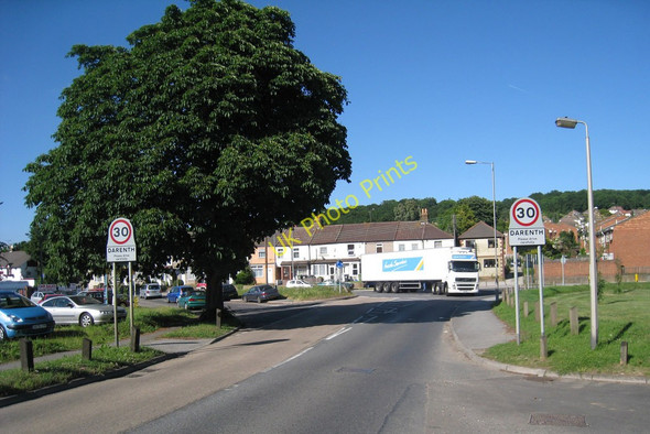 Photo 6"x4" Lorry on Mini-Roundabout Darenth c2010
